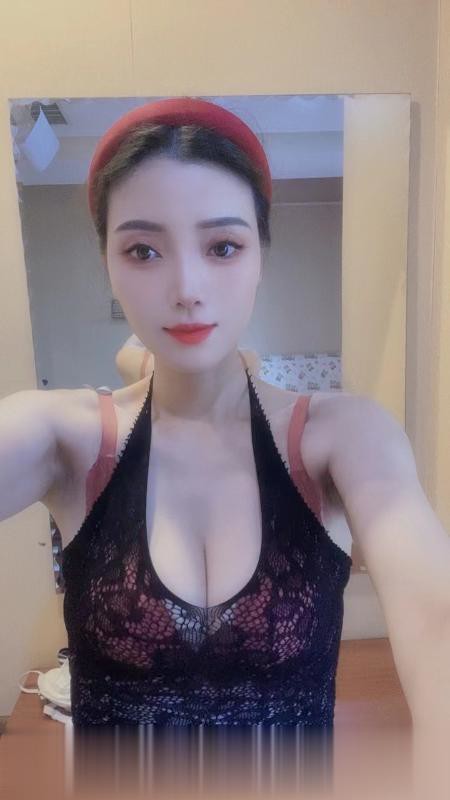 美乳玉腿小心宝-1.jpg